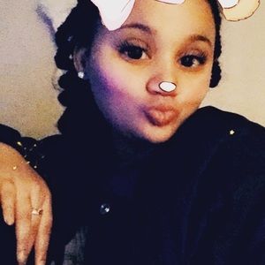 Meet your Posher, Bri