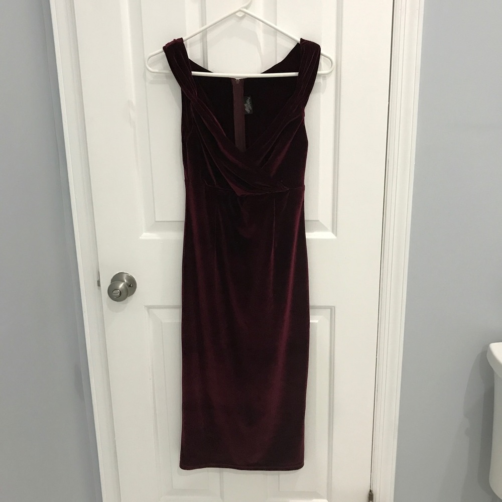 Burgundy velvet dress size medium holiday