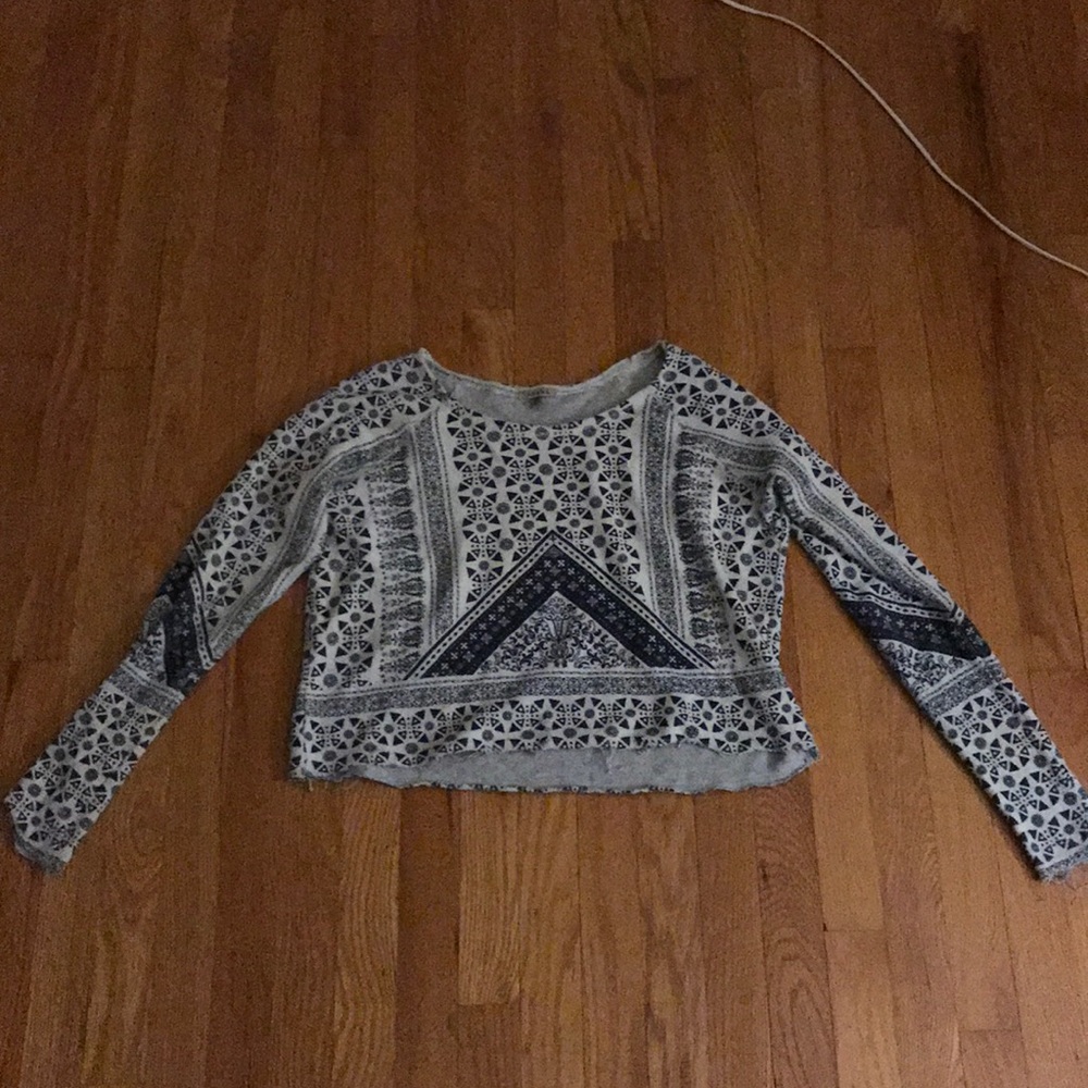 Super cute top from Urban Outfitters!