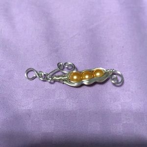 Pea Pod Pendant