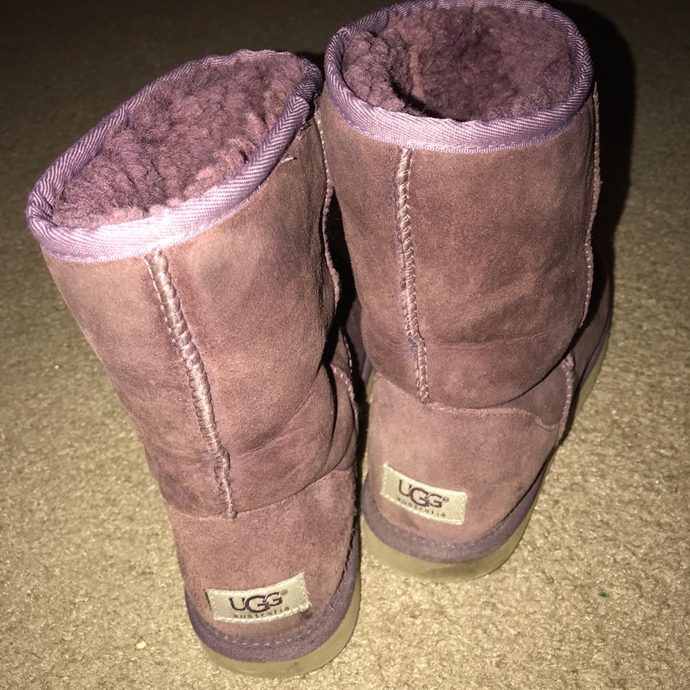 Uggs - Picture 4 of 8