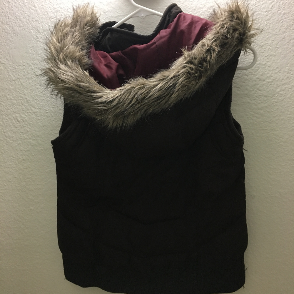 Puffer Vest with Detachable Hood