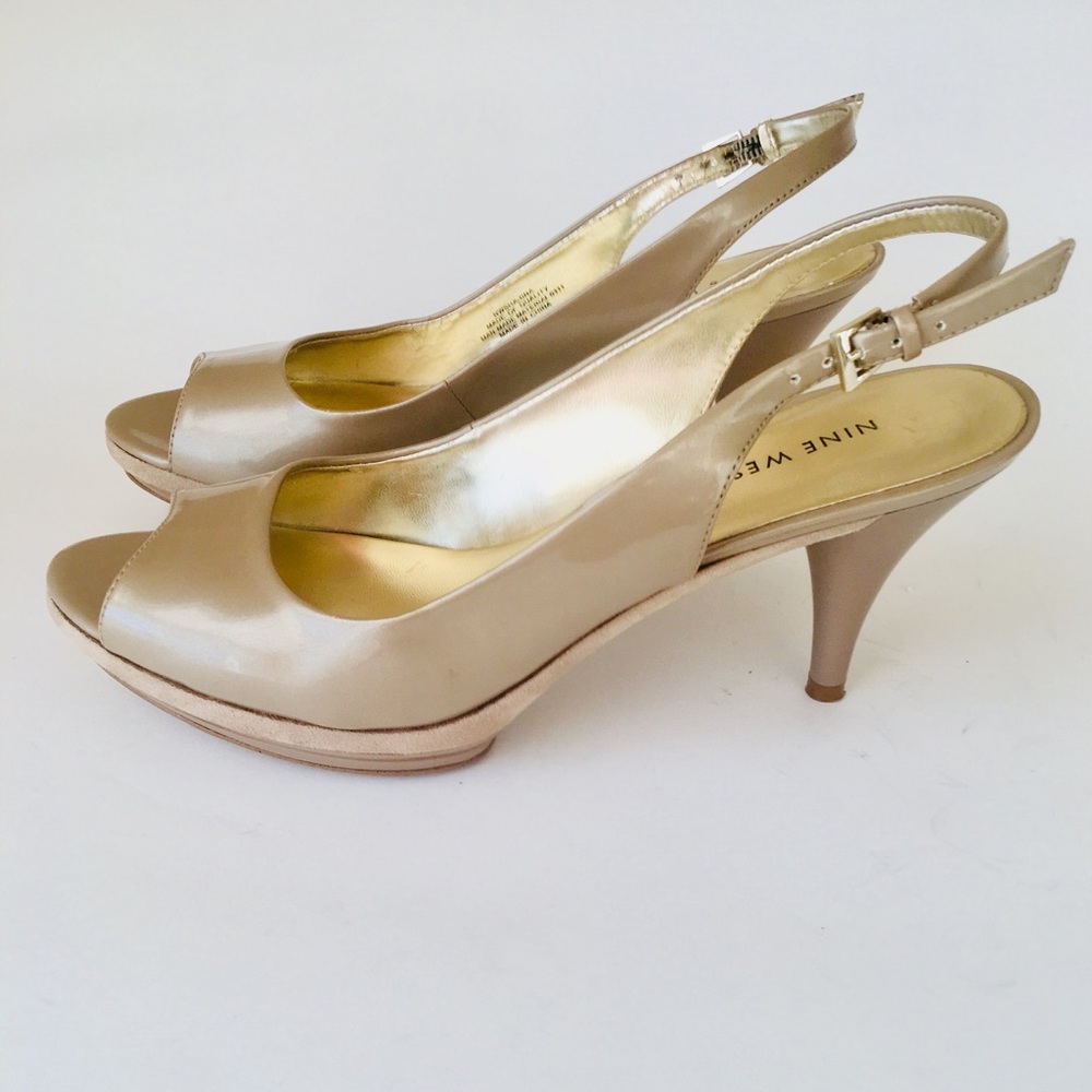 Nine West Sharina Tauoe 3 1/2” Sling-back heels.