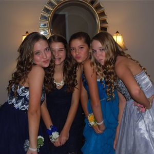 Meet your Posher, Abigail