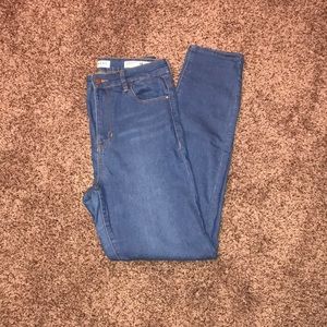 Bullhead high waisted blue jeans