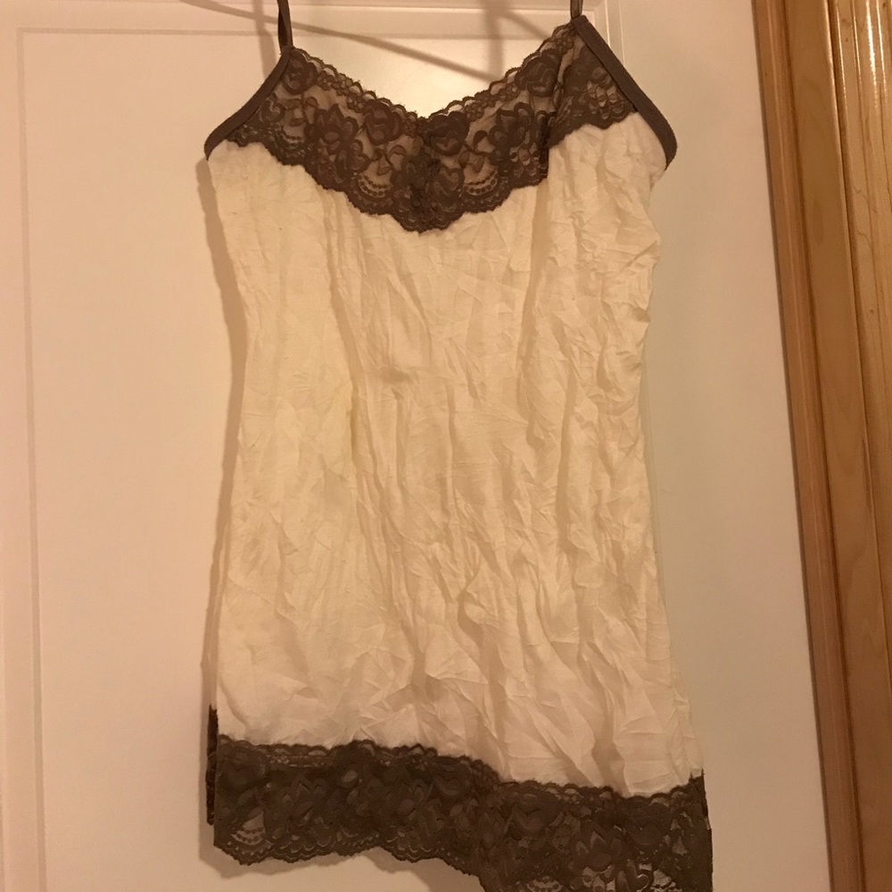 Two tanks - Size Small - Picture 4 of 6