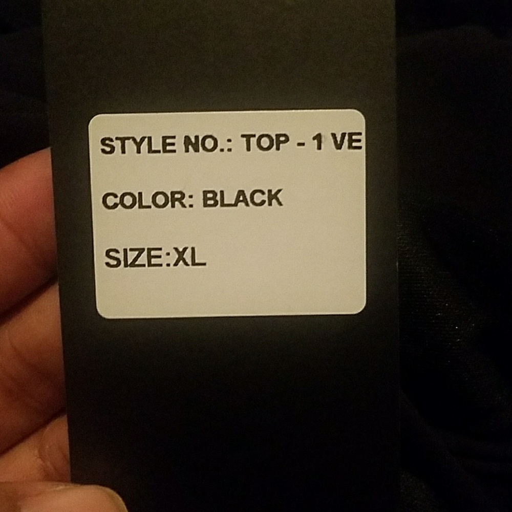 Top Black - Picture 3 of 3