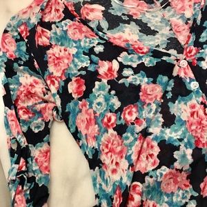 H.I.P floral pink and blue 3/4 length sleeve shirt