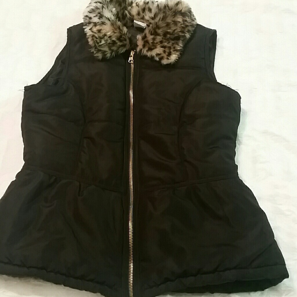 Circo children's vest NWOT