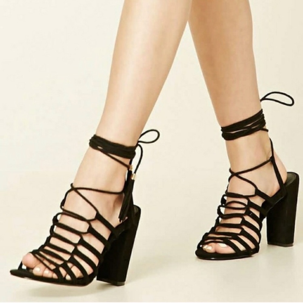 NWT BRAND NEW BOX BLACK SUEDE TIE UP HEELS