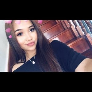 Meet your Posher, Nicole