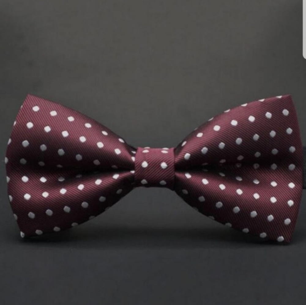 Men Bow Tie. - Picture 2 of 2