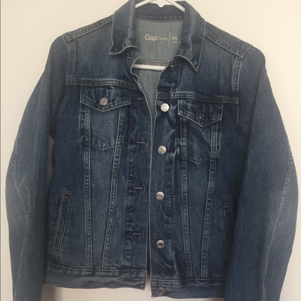 Gap Jean Jacket - medium wash, NWOT