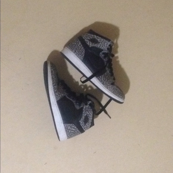 Jordan 1 - Picture 1 of 1