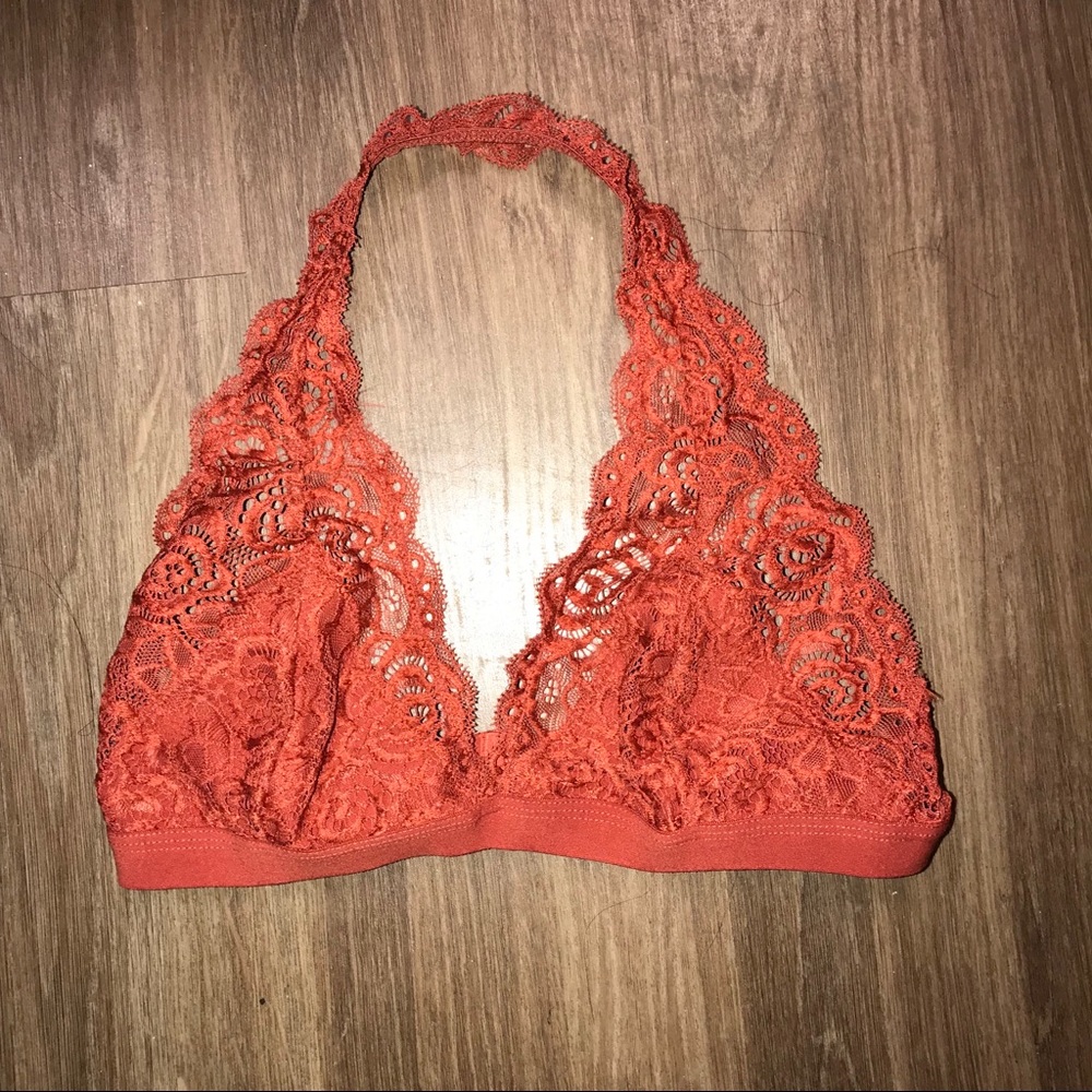 HALTER BRALETTE