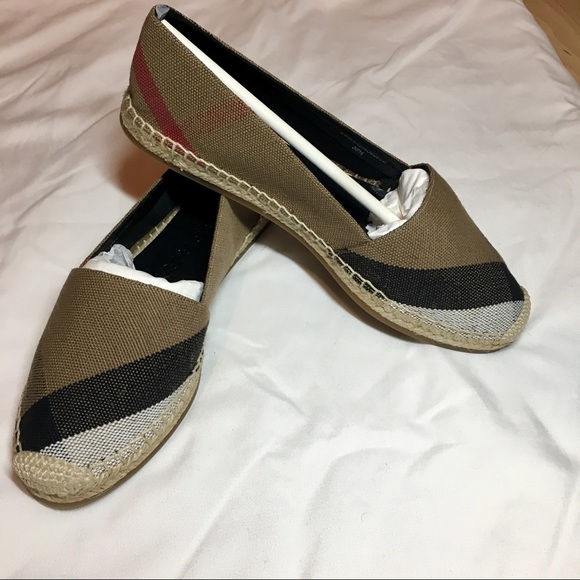 New with box Burberry Brit Espadrilles Flats - Picture 1 of 5