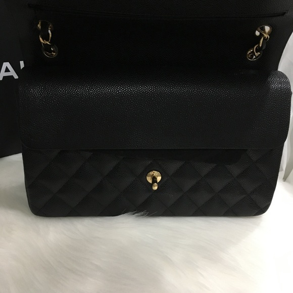 Chanel Black caviar jumbo w gold hardware - Picture 4 of 4