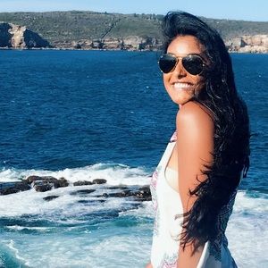 Meet your Posher, Nitya