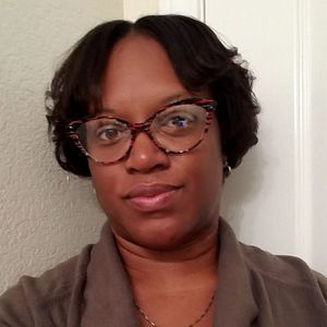 Meet your Posher, Stacey