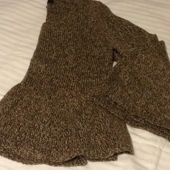 Express sweater - Picture 2 of 3