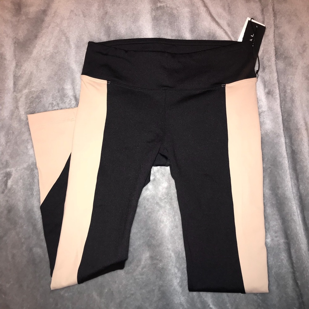 KORAL TWO-TONE LEGGINGS