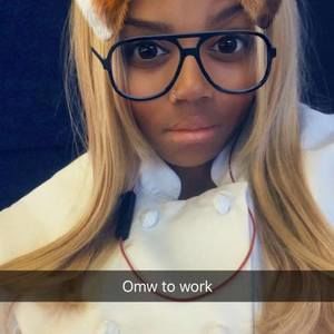 Meet your Posher, Angelique