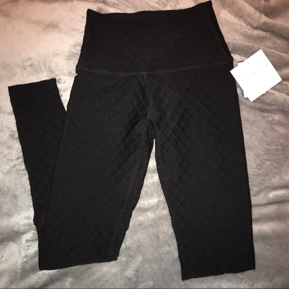 BEYOND YOGA QUILTED LEGGINGS