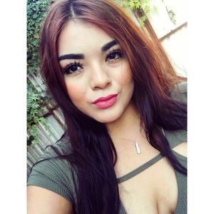 Meet your Posher, Mayra