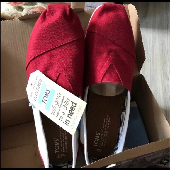 TOMS-University Of Alabama Men’s Shoes - Picture 3 of 4