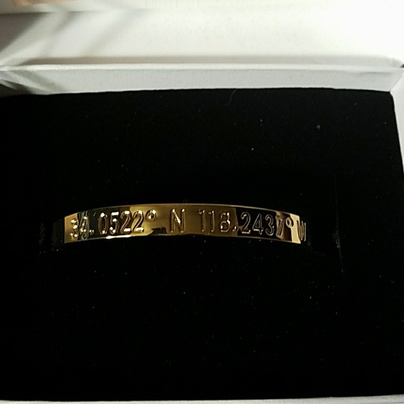 Coordinates Collection Legend Bracelet - Picture 4 of 4