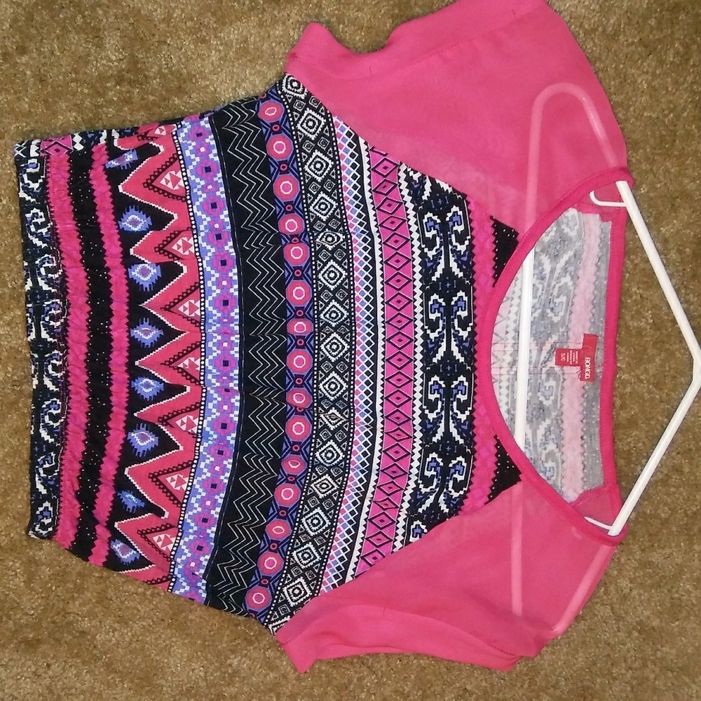 Multicolored top