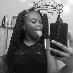 Meet your Posher, Tasha