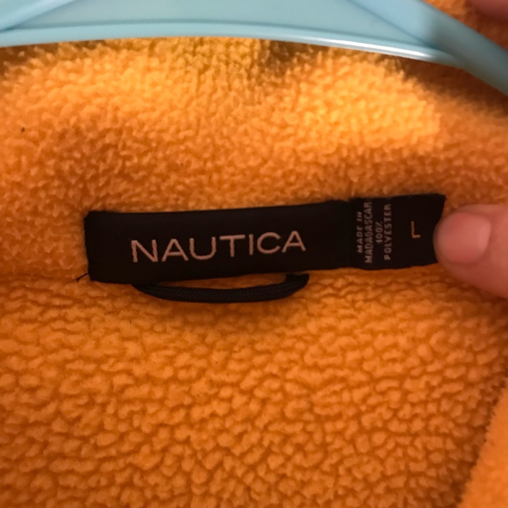Nautica - Picture 5 of 5