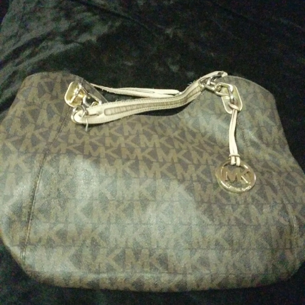 Used Michael kors tote purse
