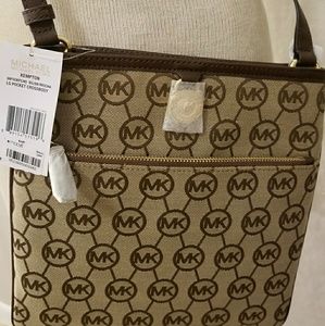 NWT Michael kors crossbody