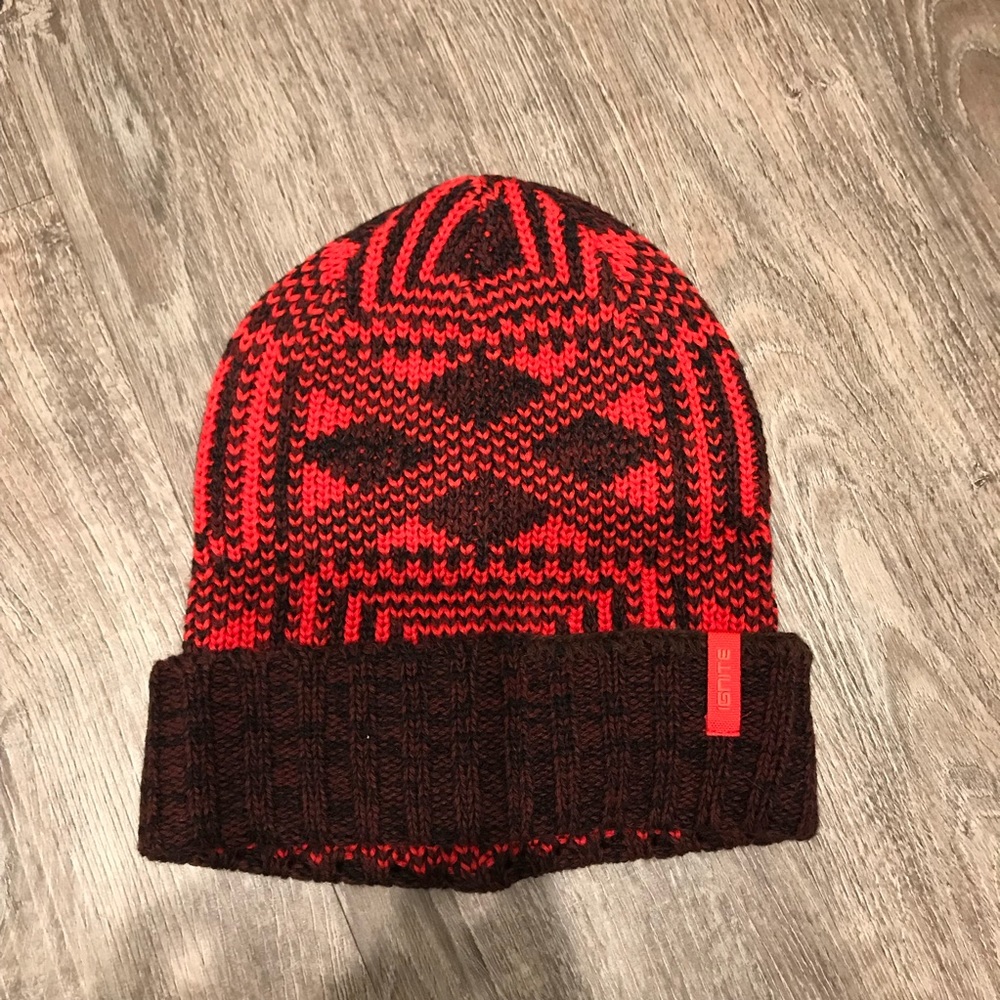 Knit Beanie - Red/Maroon