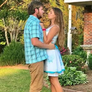 Meet your Posher, Sawyer