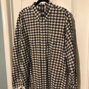 Men’s Nautica Button Down shirt