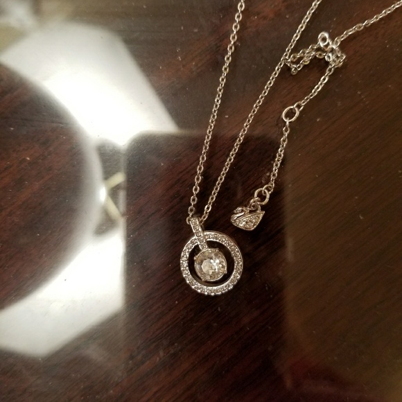 SWAROVSKI CRYSTAL NECKLACE - Picture 4 of 6