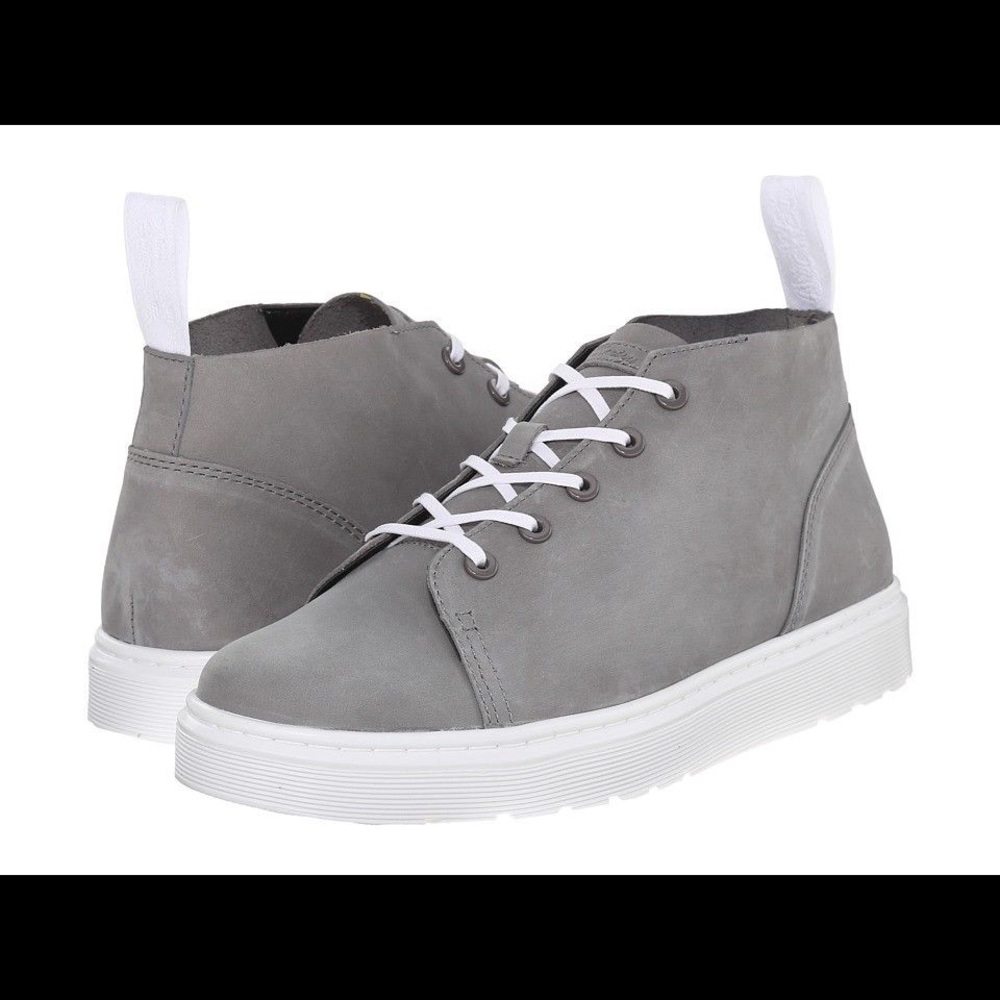 *SOLD* NIB Dr Martens Grey Baynes Kaya Chukka Boot