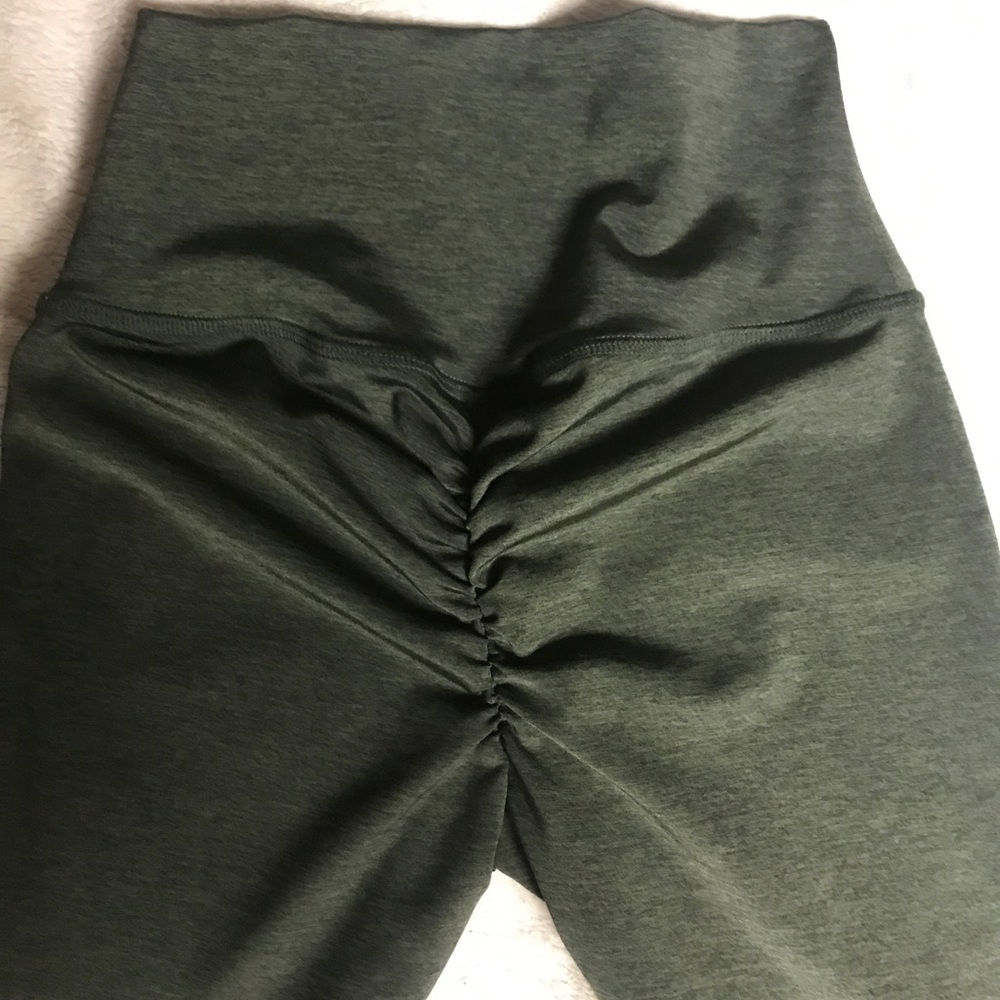 Abs2b Fitness legging NWOT