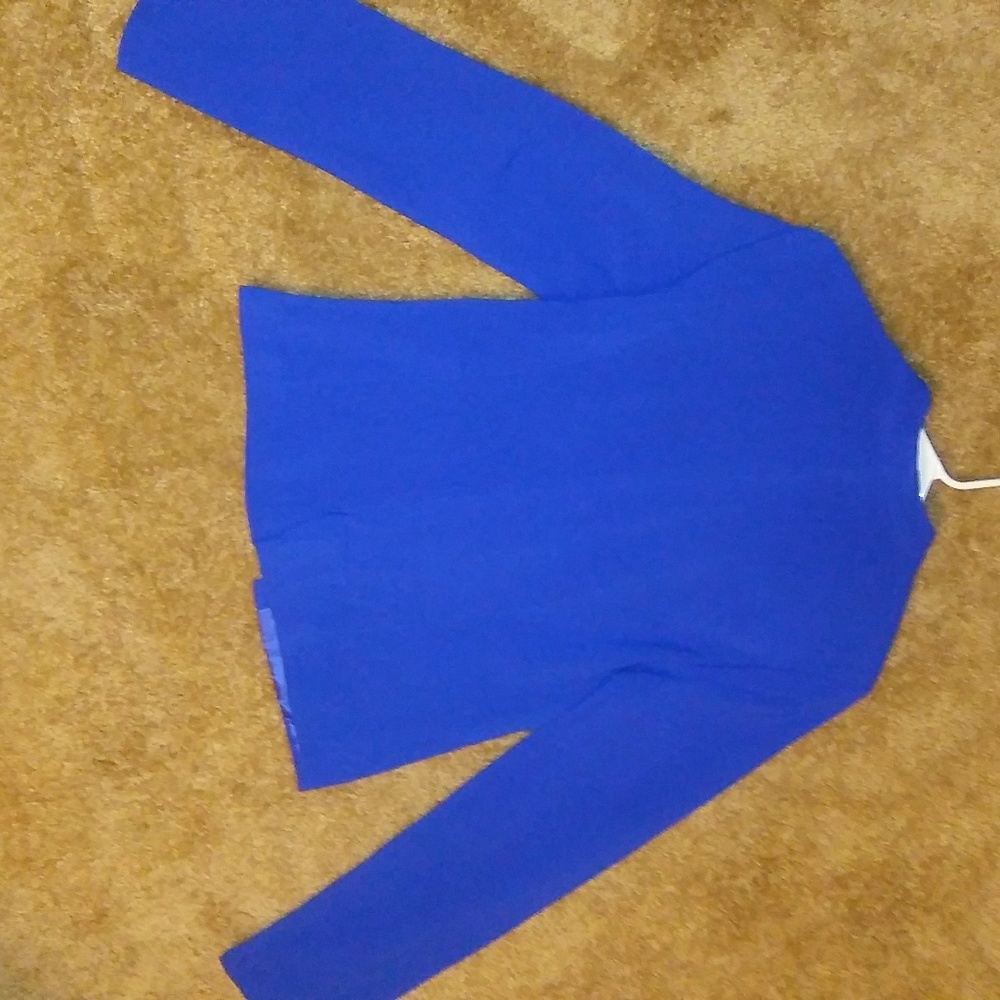 Blazer - Picture 2 of 2