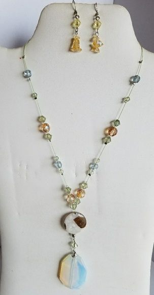Necklace Set - Picture 2 of 3