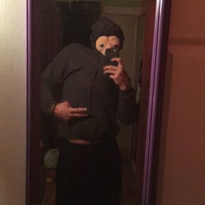 Meet your Posher, Eric