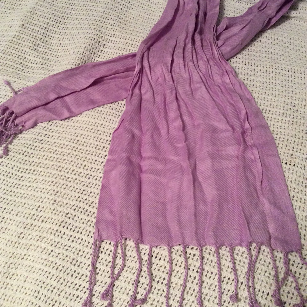 Pretty Spring Lilac Scarf