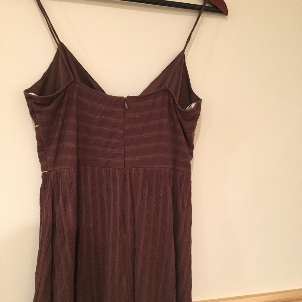 Brown & Gold Flowy Dress 💛 - Picture 5 of 8