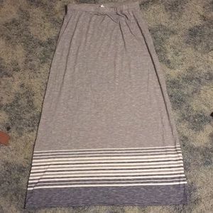 Light weight maxi skirt