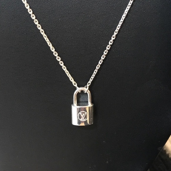 Louis Vuitton Jewelry - louis Vuitton Silver Lockit