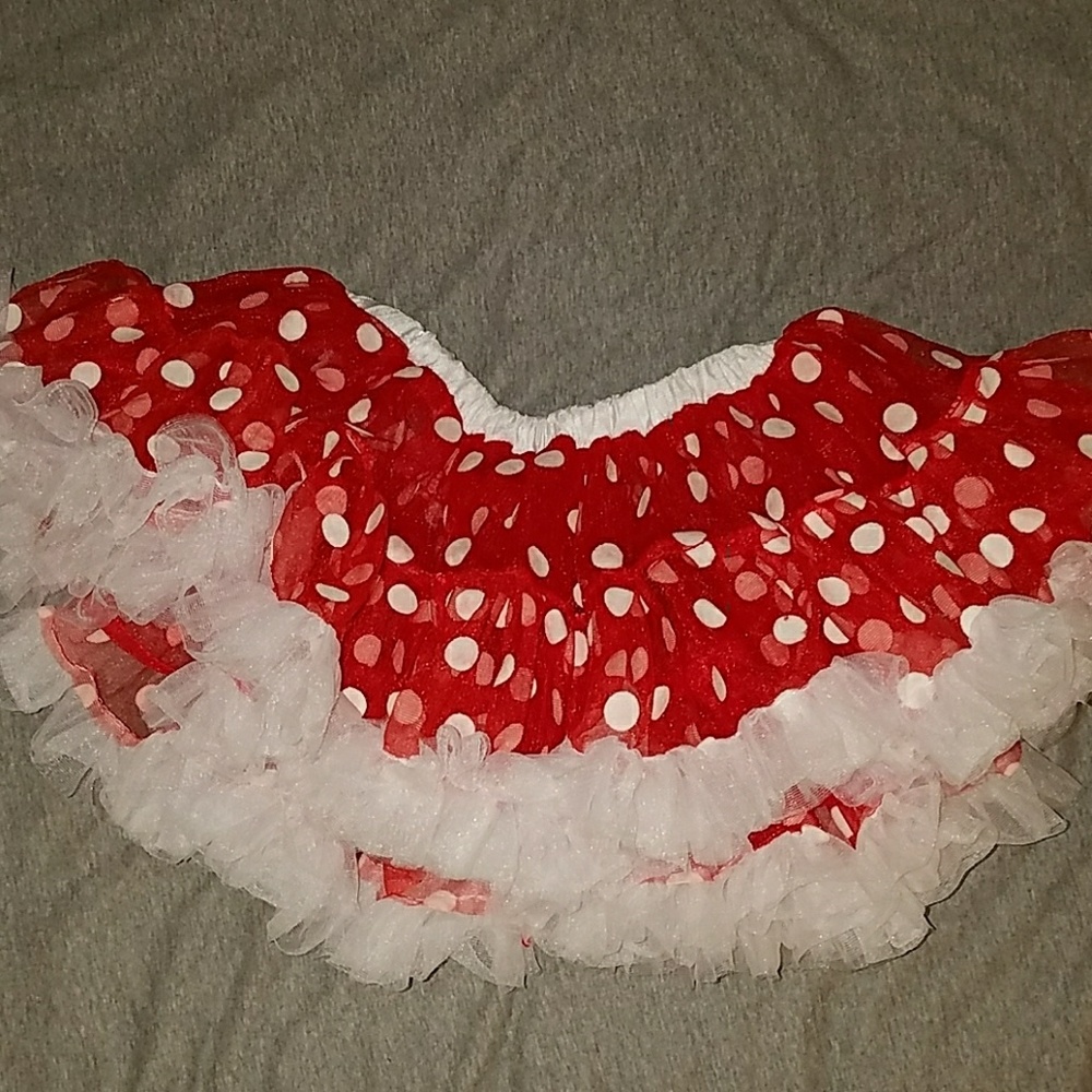 **CLOSET CLEAR OUT SALE!*Extremely puffy petticoat