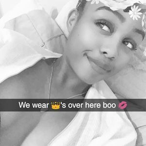 Meet your Posher, Alexus